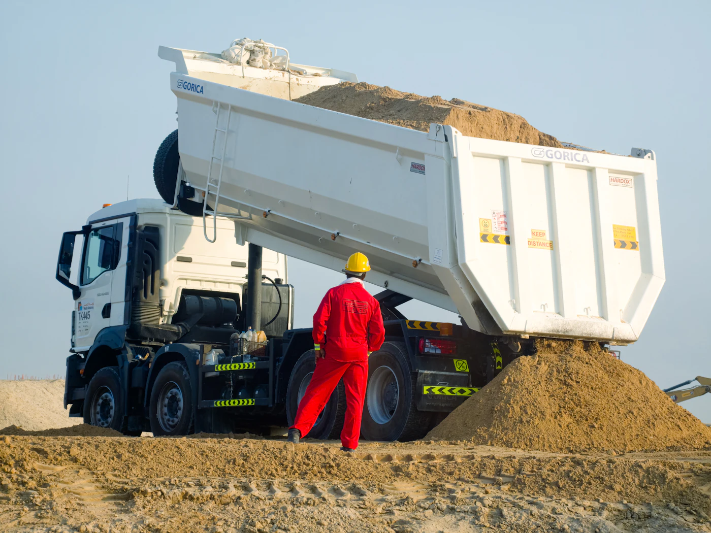 Operator and banksman on site
